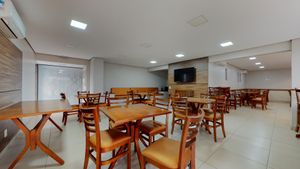 Image 20 - 872502